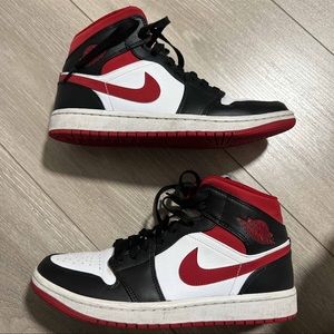 2021 Air Jordan 1 Mid 'Black Gym Red'. Size US M 7.5.